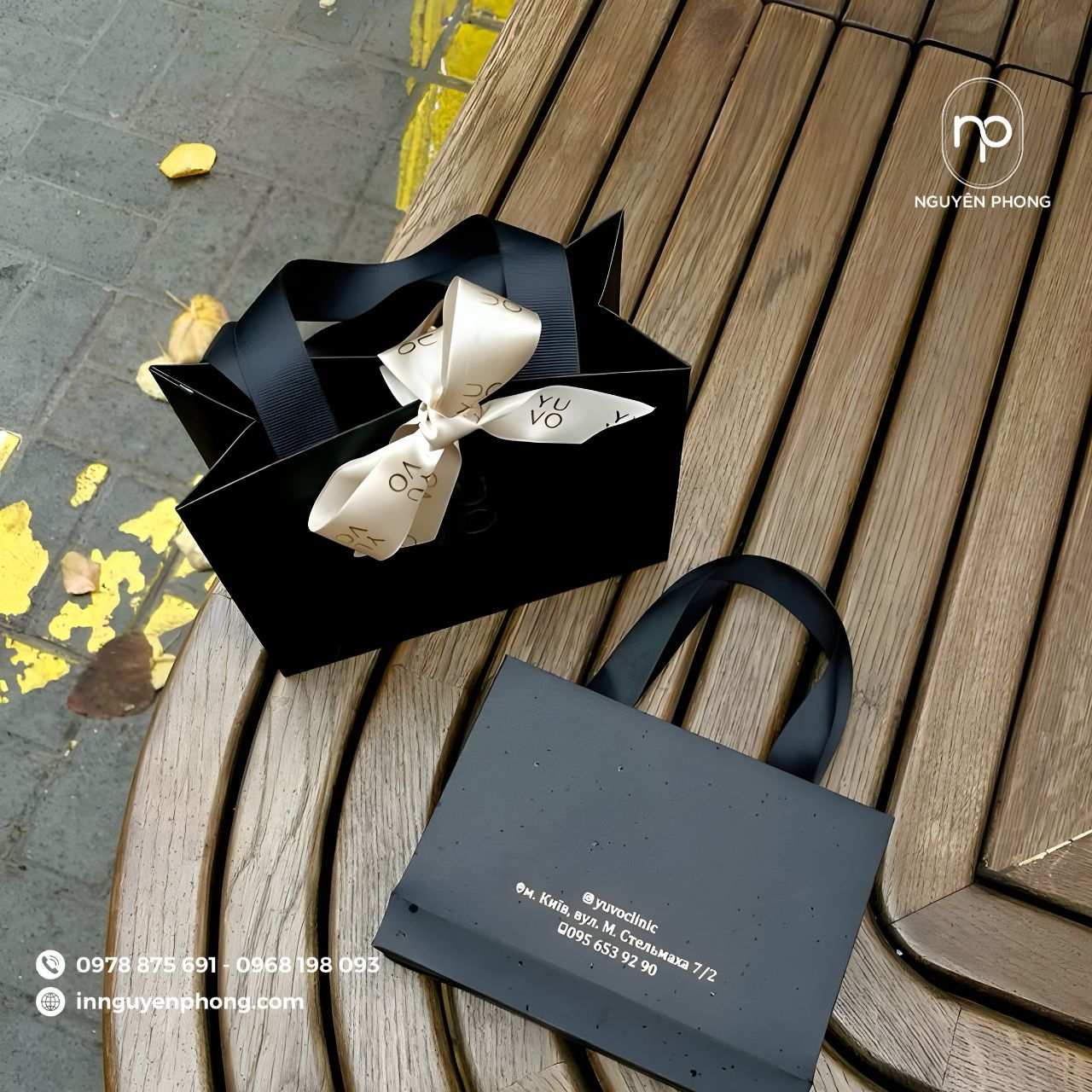 Mẫu túi giấy đựng đồng hồ cao cấp